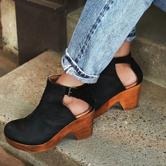 Free People Shoes - Free People Amber Orchard Clog -NWT!